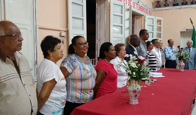 União Operária De Teófilo Otoni Comemora O Dia Do Trabalhador Com Festa ...